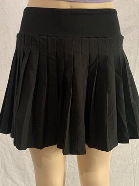 Vital Life Black Pleated Tennis Skirt Women’s Medium Athletic Skirt with Shorts